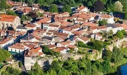 阳江回乡建别墅为什么一定要选专业乡墅公司